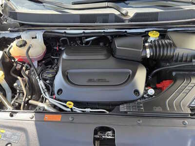 2023 Chrysler Pacifica, $25450. Photo 10