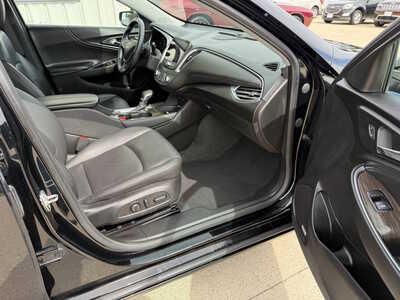 2024 Chevrolet Malibu, $19975. Photo 11