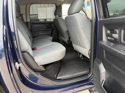 2015 RAM 2500 Crew Cab, $13624. Photo 12