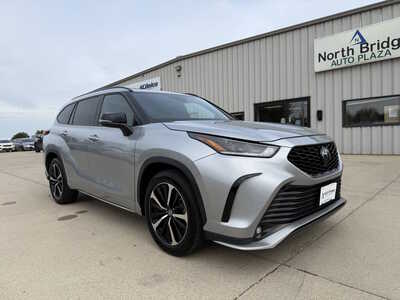 2021 Toyota Highlander, $30948. Photo 1