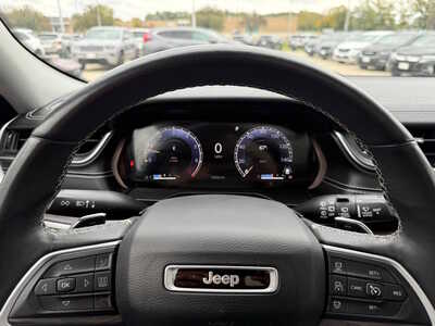 2022 Jeep Grand Cherokee L, $29887. Photo 8