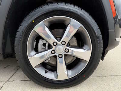 2022 Jeep Grand Cherokee L, $29887. Photo 11