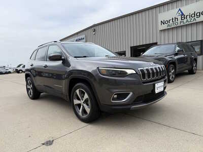 2021 Jeep Cherokee, $21746. Photo 1