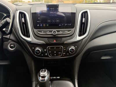 2020 Chevrolet Equinox, $14794. Photo 8