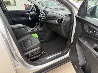 2020 Chevrolet Equinox, $14794. Photo 11