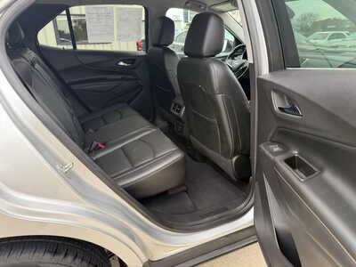 2020 Chevrolet Equinox, $14794. Photo 12