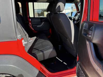 2016 Jeep Wrangler Unlimited, $19781. Photo 12