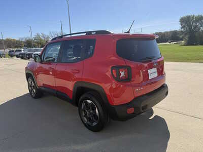 2017 Jeep Renegade, $15983. Photo 3