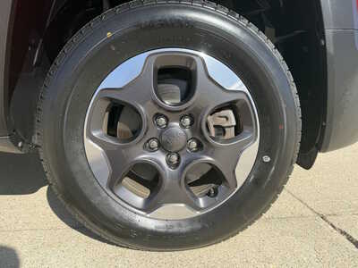 2017 Jeep Renegade, $15983. Photo 10