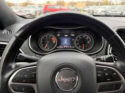 2019 Jeep Cherokee, $14747. Photo 7