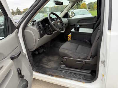 2012 Chevrolet 1500 Reg Cab, $7766. Photo 5