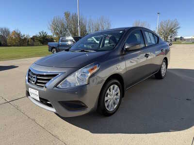 2019 Nissan Versa, $8987. Photo 2