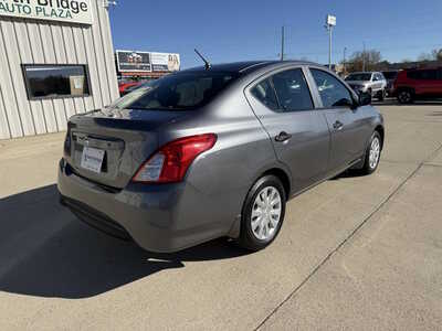 2019 Nissan Versa, $8987. Photo 4