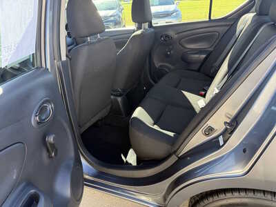 2019 Nissan Versa, $8987. Photo 6