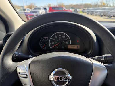 2019 Nissan Versa, $8987. Photo 7