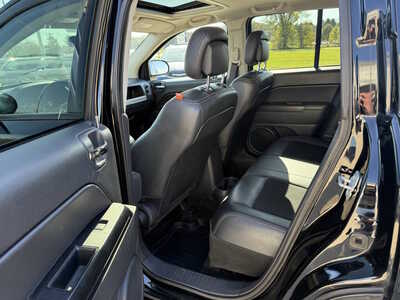 2017 Jeep Compass, $8760. Photo 6