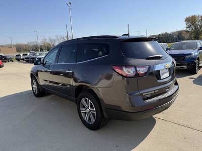 2017 Chevrolet Traverse, $9968. Photo 3