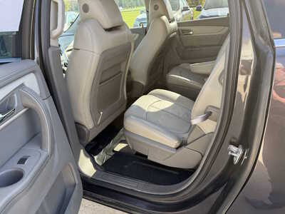 2017 Chevrolet Traverse, $9968. Photo 6