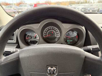 2010 Dodge Avenger, $3555. Photo 7