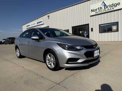 2016 Chevrolet Cruze, $9790. Photo 1