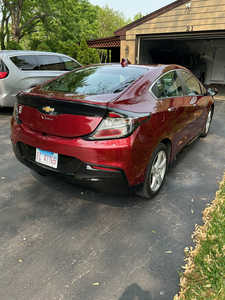 2017 Chevrolet Volt, $10500. Photo 3
