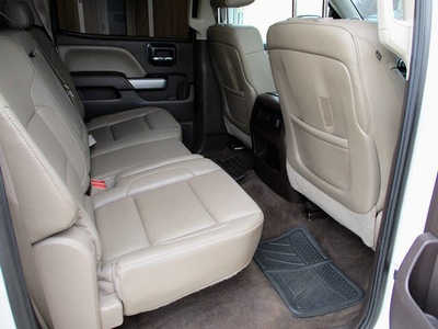2015 Chevrolet 1500 Crew Cab, $17295. Photo 7