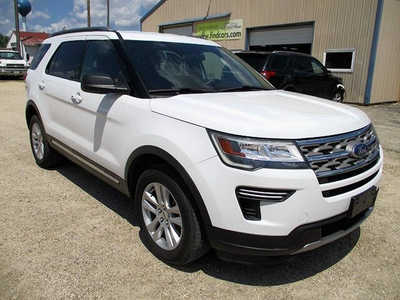2018 Ford Explorer, $13795. Photo 2