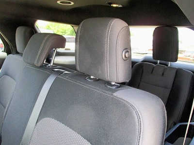 2018 Ford Explorer, $13795. Photo 7