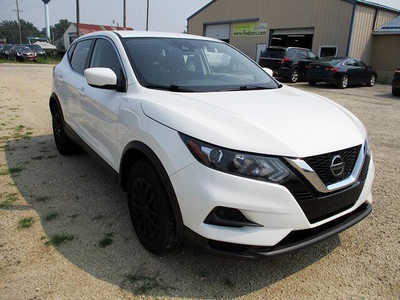 2020 Nissan Rogue, $12995. Photo 1