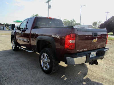 2013 Chevrolet 2500 Ext Cab, $13795. Photo 3