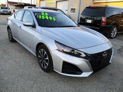 2023 Nissan Altima, $15495. Photo 1