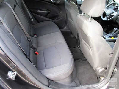 2017 Chevrolet Cruze, $6995. Photo 6