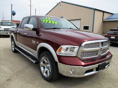 2017 RAM 1500 Crew Cab, $17295. Photo 2