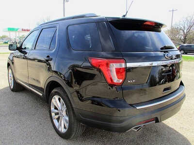 2018 Ford Explorer, $15795. Photo 3