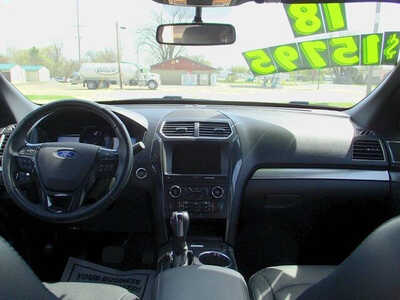 2018 Ford Explorer, $15795. Photo 6