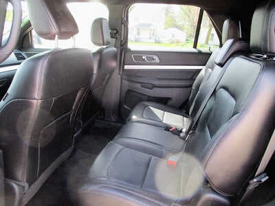 2018 Ford Explorer, $15795. Photo 7