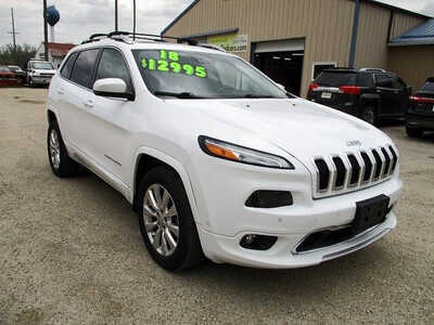 2018 Jeep Cherokee, $12995. Photo 2