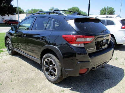 2022 Subaru Crosstrek, $17995. Photo 3