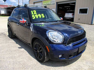 2012 MINI Cooper Countryman, $5995. Photo 2