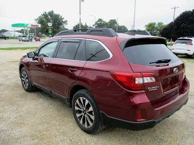 2017 Subaru Outback, $11795. Photo 4