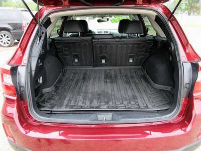 2017 Subaru Outback, $11795. Photo 7