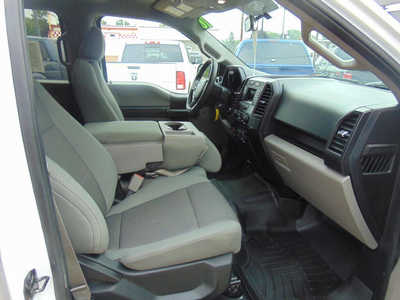 2016 Ford F150 Crew Cab, $17995. Photo 10