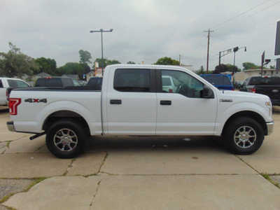 2016 Ford F150 Crew Cab, $17995. Photo 4