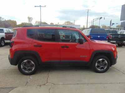 2016 Jeep Renegade, $11995. Photo 4