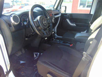 2016 Jeep Wrangler Unlimited, $21995. Photo 11
