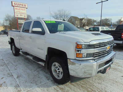 2018 Chevrolet 2500 Crew Cab, $29995. Photo 3