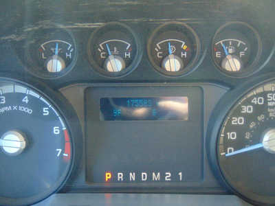 2014 Ford F250 Ext Cab, $14995. Photo 10