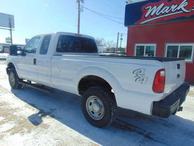 2014 Ford F250 Ext Cab, $14995. Photo 5