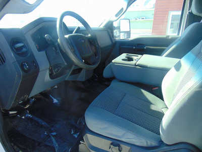 2014 Ford F250 Ext Cab, $14995. Photo 8