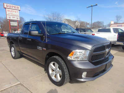 2014 RAM 1500 Ext Cab, $13995. Photo 3